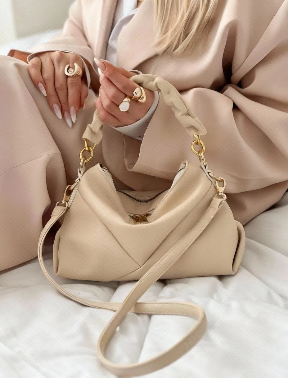 Malia handgefertigte Hobo Bag in taupé